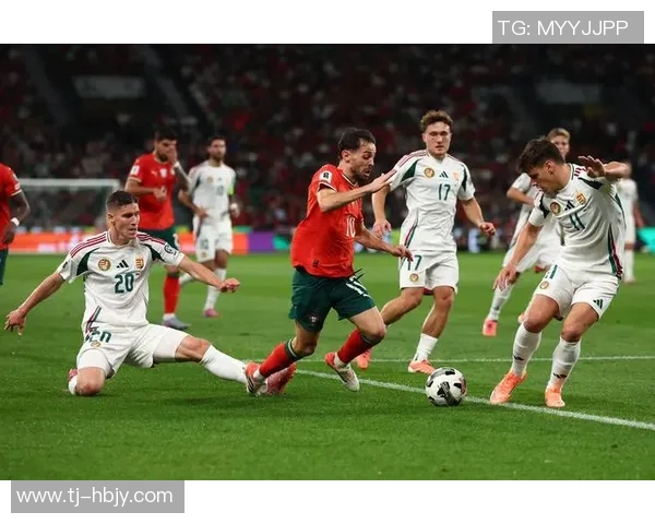 世界杯足球明星的奢华生活揭秘与背后的努力奋斗故事